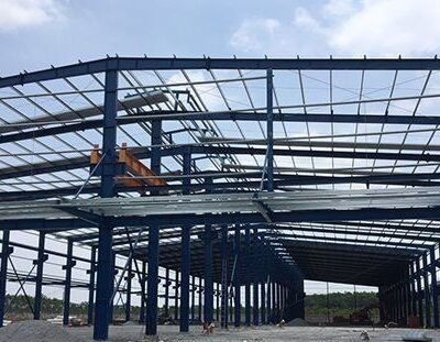 Nhà xưởng kết cấu thép