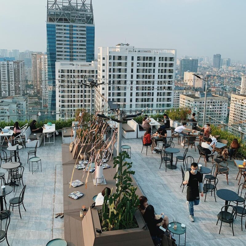 Bàn ghế gỗ chân sắt quán cafe (Mẫu 6)