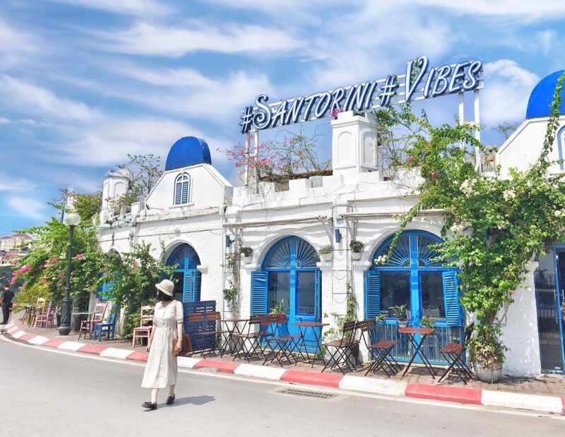 Bàn ghế gỗ chân sắt quán cafe (Mẫu 8)